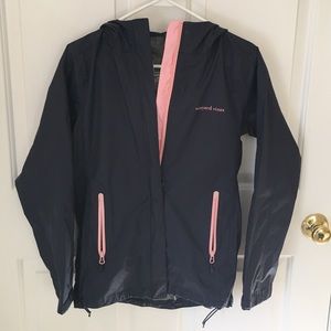 Vineyard Vines Nylon Rain Jacket Navy w pink trim